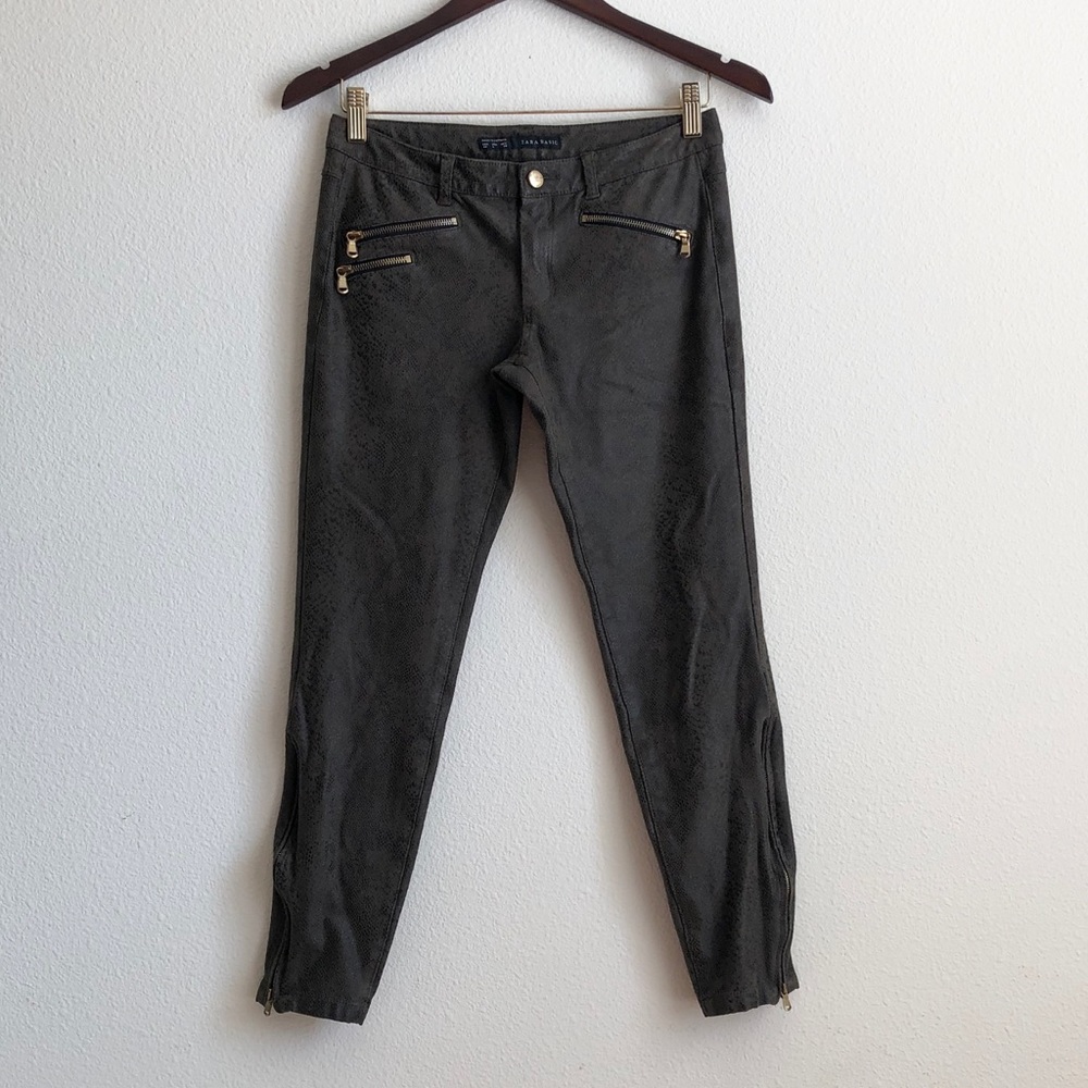 ZARA Snakeskin print ankle pants - size 6